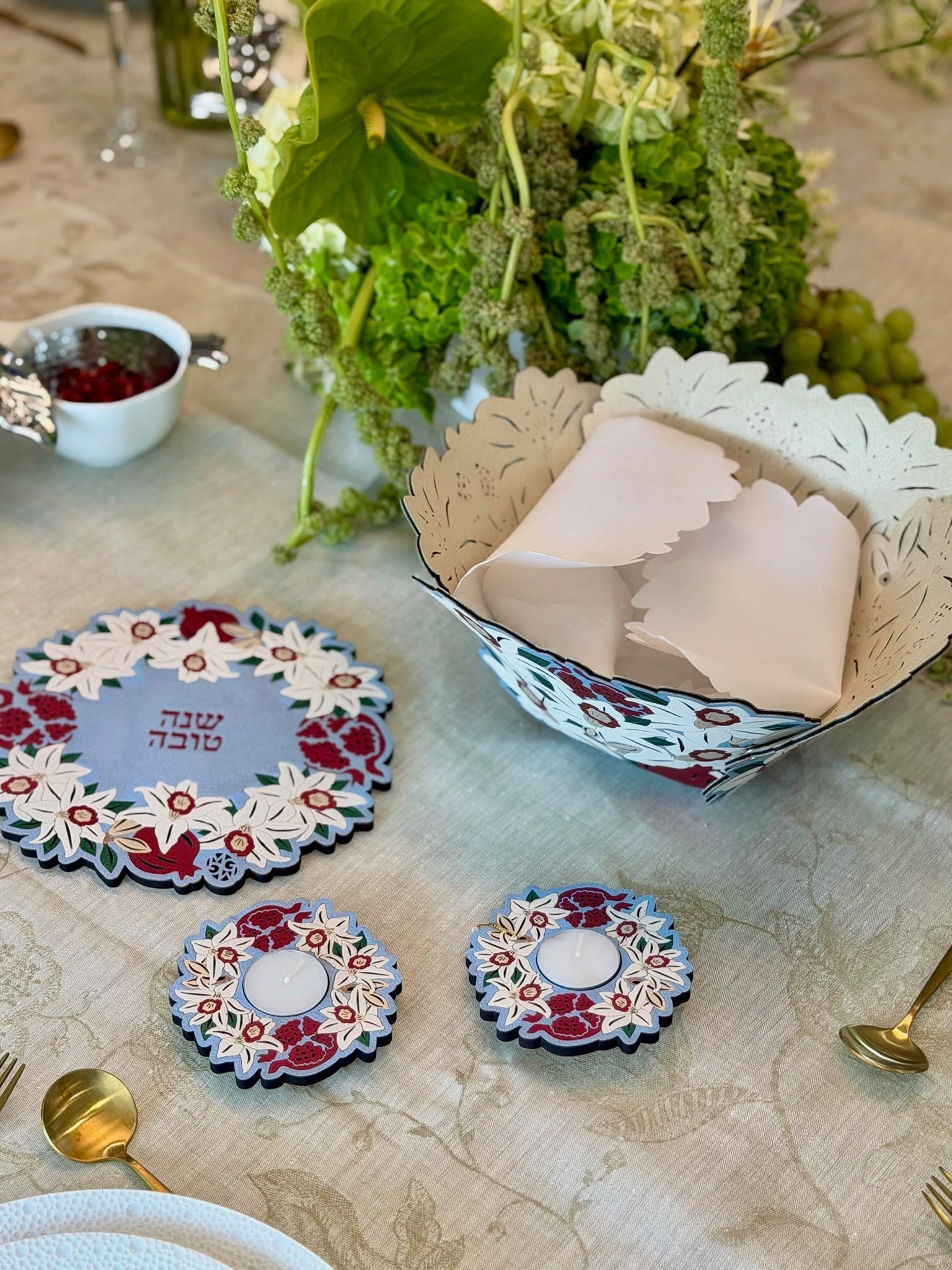 RH | Table Accessories