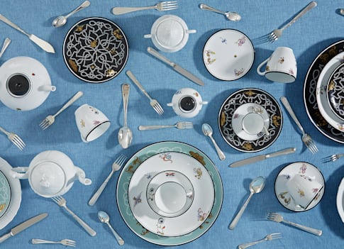 Arcadia White - Dinner Plate * Last Piece *