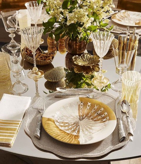 Glimmer - Round Scallop Placemat Gold / White (Set of 4)