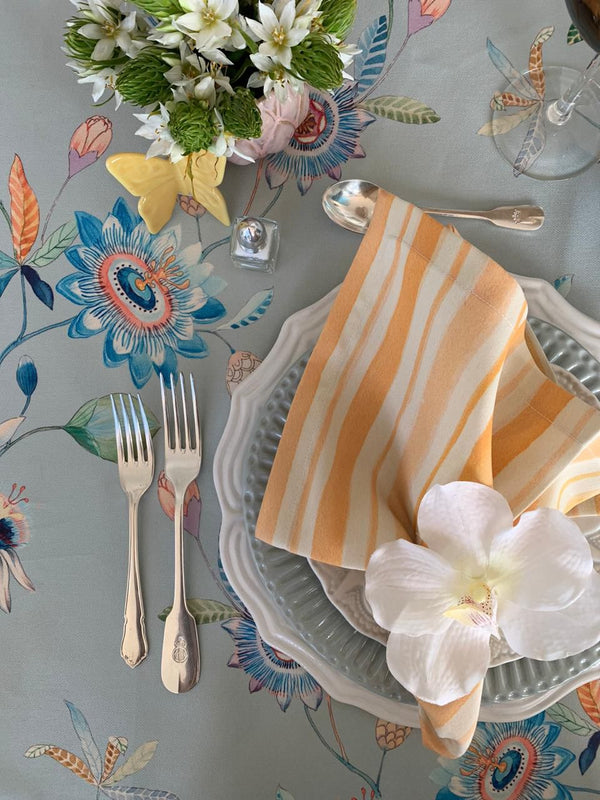 Flower - F14 Tablecloth 138"x60"