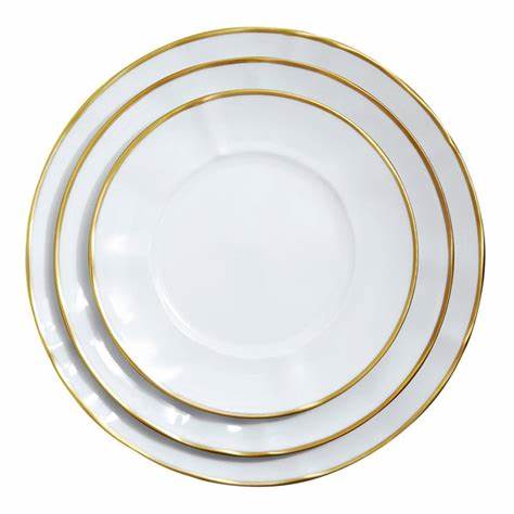 Simply Elegant - Gold Tea Cup & Saucer