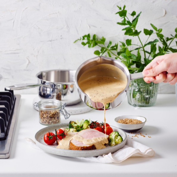 Maestro - Tri-Ply Stainless Steel Saucepan with Lid 1.7 Qt.