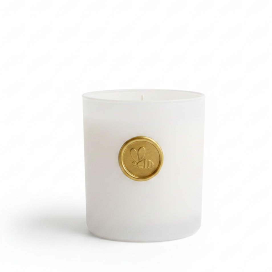 Bee I-Wick Candle - Close-up White Background