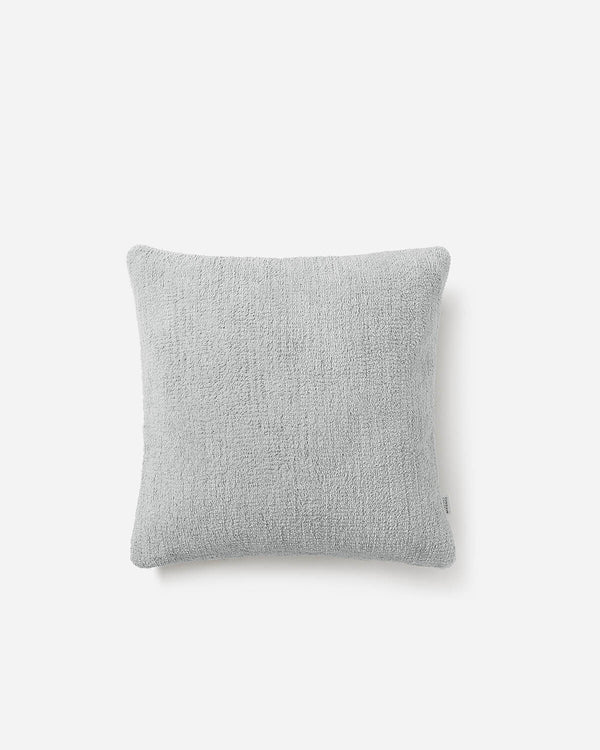 Snug Throw Pillow Cloud Gray